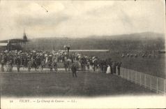 VINTAGE POSTCARD Horse Hippisme Horsemanship the Racecourse Vichy