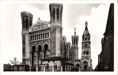 MODERN CARD Lyon the Basilica of Notre Dame de Fourviere