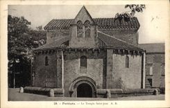 CPA Poitiers Le Temple Saint Jean