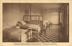 VINTAGE POSTCARD Sanatorium of Parigne the Bishop a room of six beds