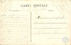 La escuela de Hippisme Saumur de la equitación del caballo de la POSTAL de la VENDIMIA de la caballería salta de la pared grande en Breil