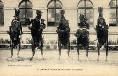 CPA Cheval Equitation Hippisme Saumur Ecole de cavalerie Courbettes