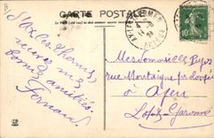 CPA Folklore Types de Saint Gironnais Jeune femme de Bethmale Pyrenees