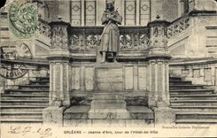 CPA Orleans Jeanne d'Arc Cour de L'Hotel de Ville