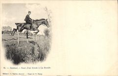 CPA Cheval Equitation Hippisme Saumur Saut d'un brook a la ronde 