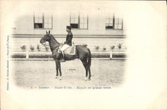 CPA Cheval Equitation Hippisme Saumur Haute Ecole Ecuyer en grande tenue 