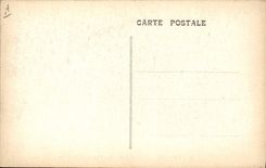 Escuela de Hippisme Saumur de la equitación del caballo de la POSTAL de la VENDIMIA del carrusel militar de la caballería