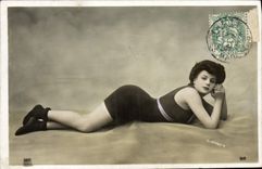 CPA Maillots de bains Femme 