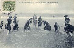 CPA Maillots de bains Femmes 