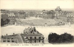 CPA Versailles Le Chateau Vue Generale