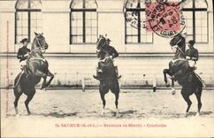 CPA Cheval Hippisme Saumur Sauteurs en liberte Courbette