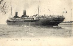 CPA Bateau Paquebot Le Havre Le Transatlantique La Savoie 