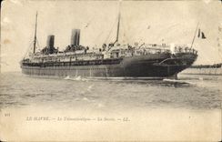 CPA Bateau Paquebot Le Havre Le Transatlantique La Savoie 