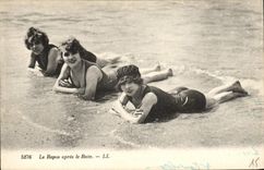 VINTAGE POSTCARD Woman Bathing suit rest after the bath