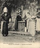 CPA Folklore Salies de Bearn Fontaine Larroumette 