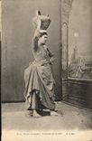 CPA Folklore Types basques Porteuse de cruche 