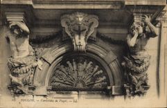 VINTAGE POSTCARD Toulon Caryatids De Puget