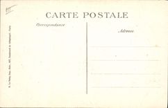 CPA Militaria Convoi de ravitaillement a l'abri pendant le combat