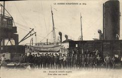 CPA Militaria Groupe de soldats anglais 