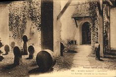 VINTAGE POSTCARD Basque Folklore Museum Bayonne the cloister Entered of the vault