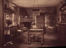 VINTAGE POSTCARD Folklore an interior rich person inhabitant of Béarn