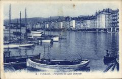 CPA Toulon Perspective du Quai Cronstadt Bateaux