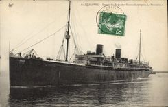 CPA Bateau Paquebot Le Havre Entree du paquebot Transatlantique La Touraine