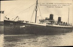 CPA Bateau Paquebot Le Havre Le Transatlantique La Touraine 