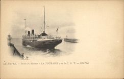 CPA Bateau Le Havre Sortie du steamer La Touraine de la CGT
