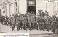 VINTAGE POSTCARD Holy Militaria Die during the German occupation the state major in front of the hotel Terminus evacuation day before