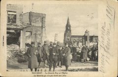 CPA Militaria Baccarat La grande rue et l'eglise La reserve