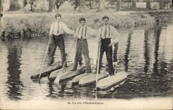 CPA Un trio d'hydroskieurs