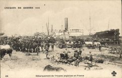 VINTAGE POSTCARD Militaria Unloading of English troops in France