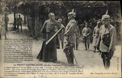 CPA Militaria Le Mont Notre Dame pendant l'occupation allemande 
