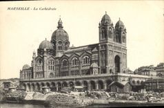 CPA Marseille La Cathedrale 