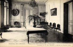 VINTAGE POSTCARD Hospital of Scotland Large Clinical waiting room Visiting room of Dr. Bonnet Street of the Chair Paris Nurse