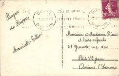 CPA Bateau Paquebot Versailles sortant du port Dieppe 