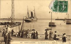 CPA Bateau Paquebot Saint Nazaire La nouvelle entree Depart du Versailles 