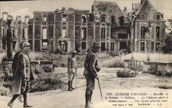VINTAGE POSTCARD Militaria Battles of the Tilloloy Sum the castle after the bombardment