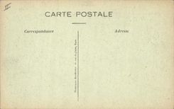 CPA Militaria Noyon La place d'armes Le passage de nos troupes victorieuses
