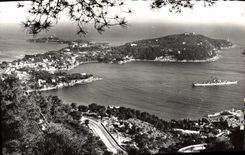 MODERN CARD Villefranche On Bay and the Cape Ferrat