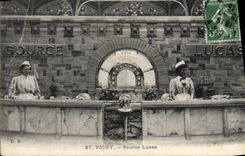 CPA Thermalisme Vichy Source Lucas 