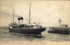 CPA Bateau Paquebot Boulogne sur Mer Arrivee de la malle 