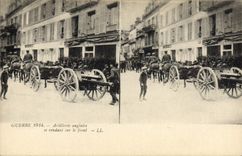 CPA Militaria Artillerie anglaise se rendant sur le front 