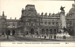 CPA Paris Place du Carrousel Monument de Gambetta