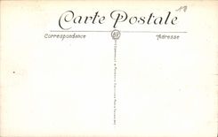 CPA Paris Le Jardin des Tuileres et L'Arc de Triomphe du Carrousel