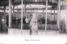 CPA Thermalisme Vichy Source Mesdames
