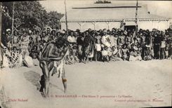 CPA Madagascar Fere Baras 2eme provocation Le combat Lutte 