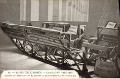 CPA Militaria Paris Musee de l'armee Debris du zeppelin n°8 abattu a Badonviller par notre 75