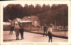 CPA Le Mont Dore Salon du Capucin Le skating Patins a roulettes